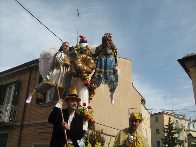 Castel di Sangro, riportate alla luce le statue del "Di Zinno". L'inventore dei 'Misteri' di Campobasso