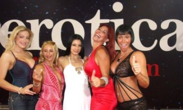 'Erotica  Tour', esordio a Castel di Sangro e  cittadinanza onoraria a Siffredi