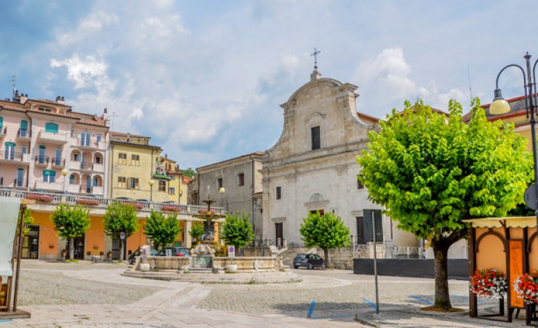 Tutti su internet a Castel di Sangro con il wifi gratuito