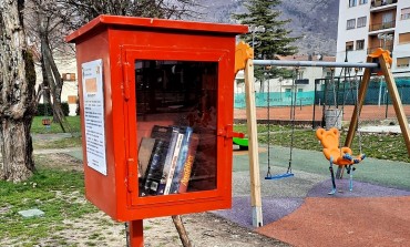 La casetta di bookcrossing a Castel di Sangro: un libro al prezzo di un libro