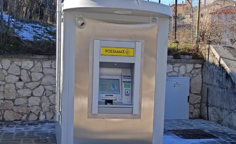 Attivo ATM Postamat di ultima generazione a Castel del Giudice