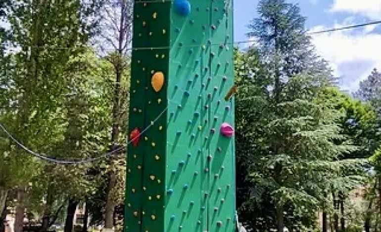 Castel di Sangro: operaio caduto al Parco Avventura dalla parete di arrampicata