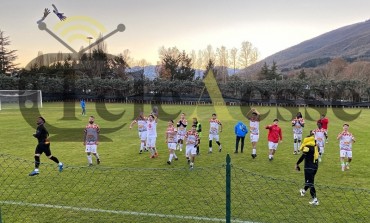 Calcio: il derby Castel di Sangro - Pizzoferrato si decide con un capolavoro di Bonomi