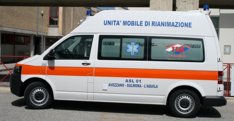 Incidente a Opi: Uomo schiacciato dal pulmino in sosta, soccorso in gravi condizioni