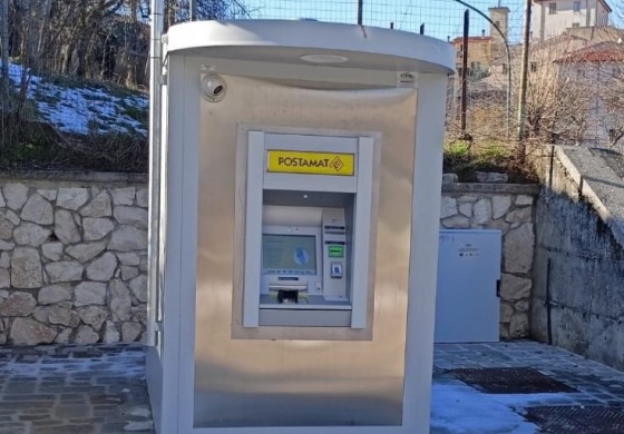 Attivo ATM Postamat di ultima generazione a Castel del Giudice