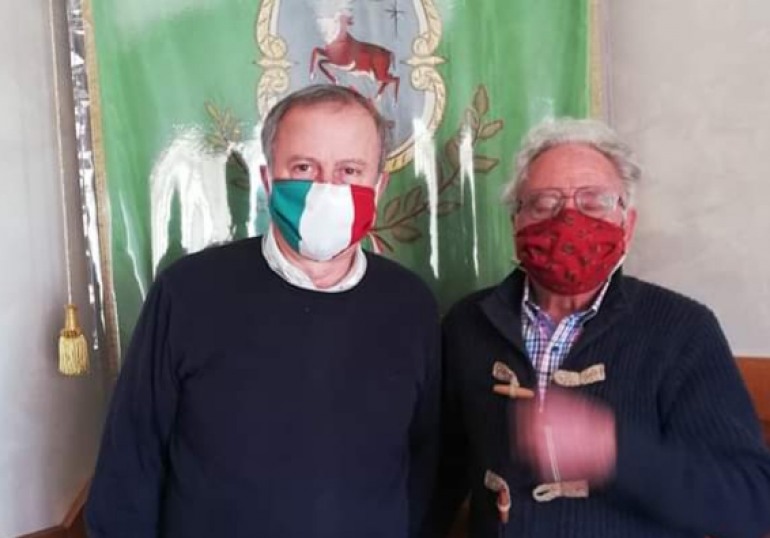 L’alta moda griffa le mascherine di Capracotta con Sebastiano Di Rienzo