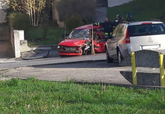 Castel di Sangro, violento scontro tra automobili