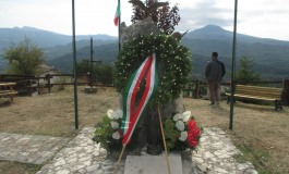 Ateleta omaggia le penne nere: alla grande festa i gruppi alpini abruzzesi e molisani