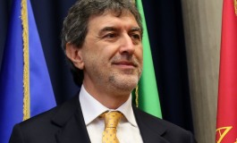 Marsilio ribadisce l'ordinanza, "Il Governo può solo, eventualmente, impugnarla"