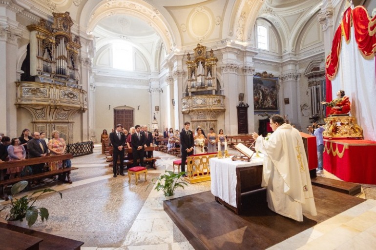 Matrimonio a Castel di Sangro: L’Amore di Michael e Rocío Celebrato tra Destino e Radici Familiari