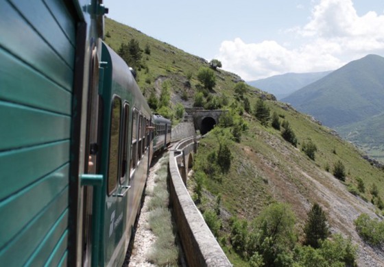 Transiberiana d'Italia: Ferrovia dei Parchi con il treno storico, al via il calendario estivo