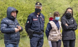 Carabinieri e 60 alunni di Castel di Sangro piantano il "Bosco Diffuso"