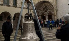 Agnone, benedetta da Papa Francesco la campana delle minoranze etniche