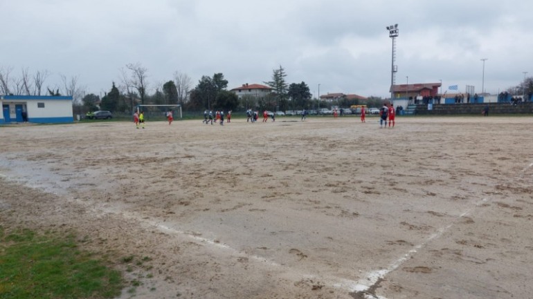 Castel di Sangro Calcio sconfitto 3-2 dal Giuliano AF Ale Vive: match condizionato dal campo