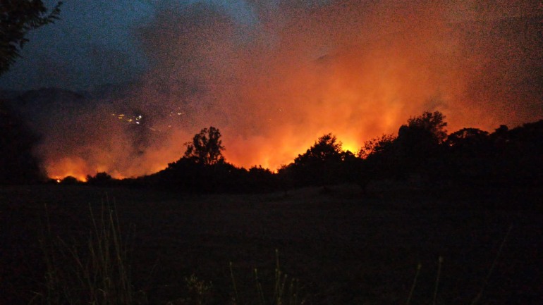 Incendio a Castel Di Sangro, non si arrestano i roghi in Alto Sangro