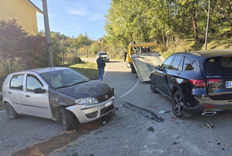 Incidente ad Ateleta: scontro frontale tra due vetture, interviene l’elisoccorso