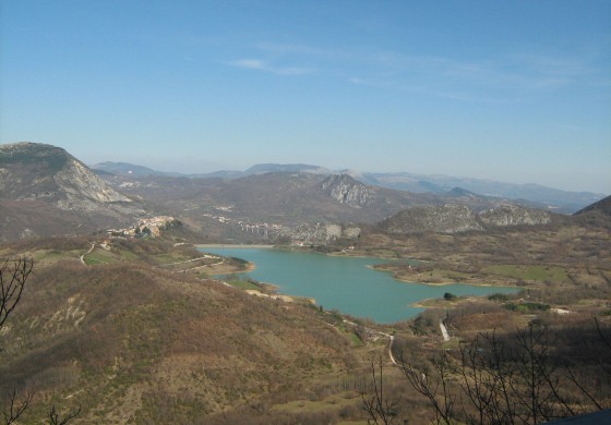 Castel San Vincenzo spalanca l'accoglienza ai turisti, è il borgo più frequentato dell'Alta Valle del Volturno