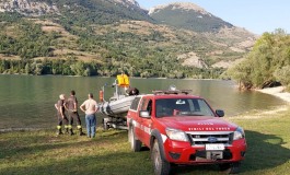 Uomo disperso nel lago di Barrea, continuano le operazioni di ricerca