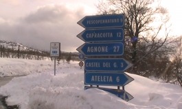 S. Angelo del Pesco, caos neve sulla Sp 88: sotto accusa il sindaco. Da Villa Santa Maria chiedono la rimozione del blocco stradale