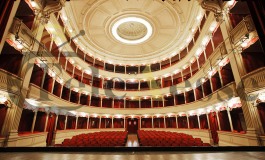 Teatro Maria Caniglia di Sulmona: "Prossima Fermata Teatro", Navetta Gratuita per la Stagione di Prosa 2024/2025