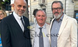 Castel di Sangro: Omaggio del Comune a Riccardo Milani e Sergio Meogrossi per il Film "Un Mondo a Parte"