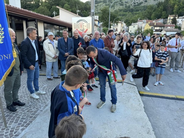 Villa Scontrone: inaugurati i nuovi Spazi di Comunità, la vita sociale segna un passo di rinascita